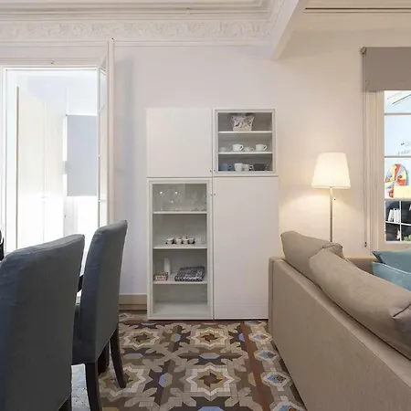 Luxury Y Elegant In The Centre Apartment Barcelona